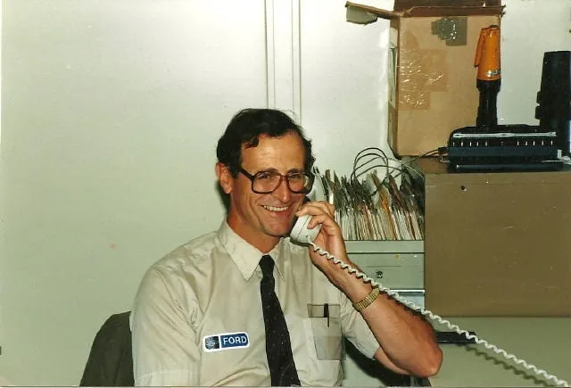 Lou Saunders